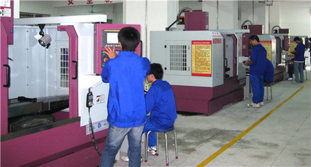 2014年广东科技学院机电工程系模具研发 创新驱动，技校新闻中的技术新突破